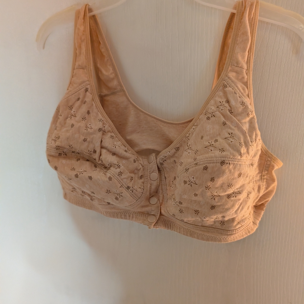 2x (38C) Floral Beige Buttoned Front Closure Wireless Bra